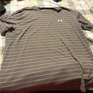 Under Armour Men's Short Sleeve Gray Tee